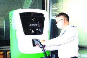 峴港市電動汽車充電樁模式。