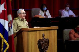 勞爾‧卡斯特羅