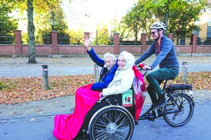 老年人不必放棄騎行。