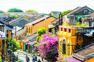 會安古埠一隅。