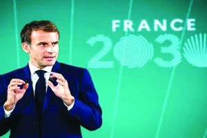 馬克龍宣佈「法國二○三○」計劃現場。