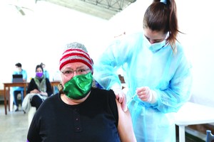 巴拉圭在啟動新冠疫苗接種行動六個月後，該國70%的人口已接種了第二劑疫苗。