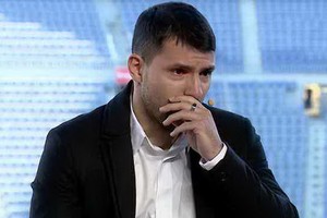 阿圭羅正式宣佈退役