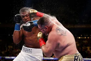 Địa điểm tái chiến giữa Ruiz và AJ vẫn đang trong vòng tranh cãi