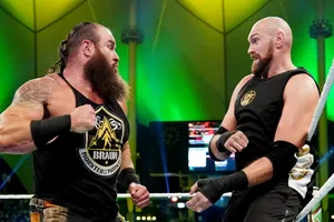 Tyson Fury "phải" thắng KO Braun Strowman