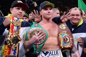 Canelo là nhà vô địch 4 hạng cân khác nhau