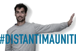 Fognini kêu gọi nước Ý đoàn kết qua hashtag #Distantimauniti