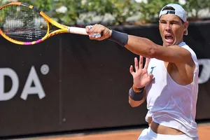 Italian Open: Djokovic “làm lại từ đầu” bằng 2 ván thắng, Nadal cũng tái xuất với 2 ván thắng