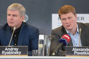 Ông bầu Ryabinskiy và Povetkin