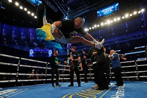 Usyk nhảy điệu Hopak ngay sau chiến thắng trước Joshua