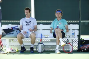 Rublev và Murray trong một buổi tập ở Indian Wells