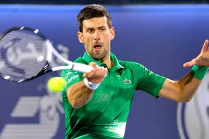 Djokovic thắng trận mở màn mùa giải
