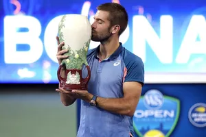 Coric hôn chiến Cúp vô địch