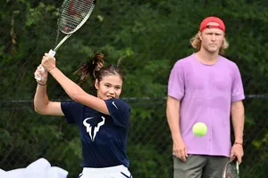 Raducanu khi còn làm việc với Tursunov