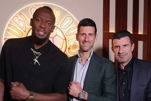 Djokovic cùng 2 cựu sao thể thao - Luis Figo và Usain Bolt trong một sự kiện công chúng gần đây