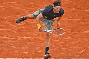 Thiem "vượt ải" đầu tiên ở Monte Carlo Masters