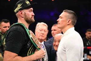 Fury vs Usyk vào khi nào?