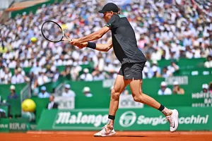 Sinner trong trận thắng Rune