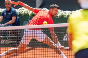 Djokovic bị loại sớm ở Geneva