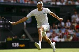 Zverev thua ngay vòng 1