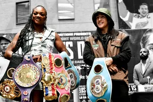 Shields sẽ bảo vệ các đai vô địch hạng nặng nữ vào cuối tuần này