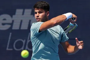 Alcaraz chỉ thắng sau 3 ván