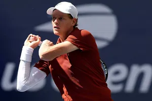 Sinner thắng "hủy diệt" đối thủ ở vòng 1