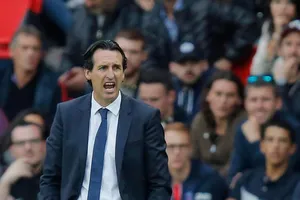 HLV Unai Emery chịu sức ép rất lớn ở PSG