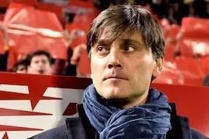 HLV Vincenzo Montella vẫn chưa hết vận đen khi sang dẫn dắt Sevilla. Ảnh: EPA