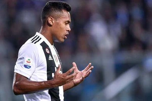  Alex Sandro trong màu áo Juventus.