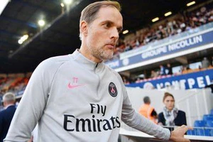 PSG không mạo hiểm với 4 tiền đạo