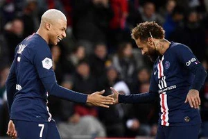 PSG áp đảo đội hình tiêu biểu Ligue 1