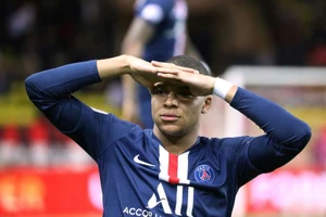 Trao mức lương 50 triệu Euro, PSG quyết ngăn Mbappe sang Real Madrid