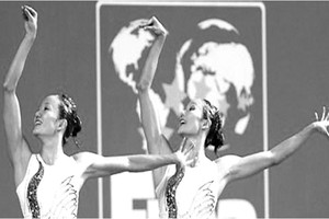 “文婷”姐妹復出後奪首冠。