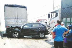 車禍連環相撞現場。