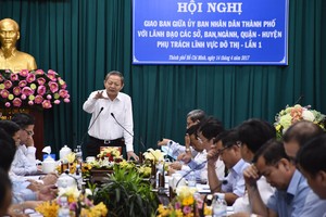 市人委會副主席黎文科要求各地方政府快速提交解決措施，以便審核後有效地開展都市 規劃管理工作。（圖源：互聯網）