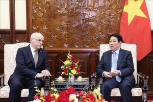 越南国家主席梁强接受芬兰驻越大使凯约•诺尔万托辞行拜会。