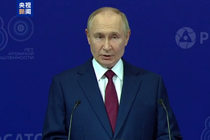 普京表示期待全面恢复俄罗斯与美国的关系。