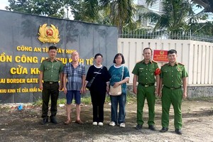 公安力量成功解救T并将她交还其父母。