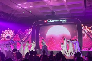 越南人平均每天花4小时在电视上看YouTube