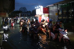 清多半岛出现多个受淹点。