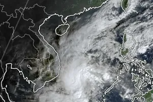 12月9日上午7时的卫星云图。