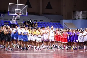 Bóng rổ trẻ sẽ có nhiều giải đấu đề các cầu thủ được thể hiện chuyên môn. Ảnh: VBF