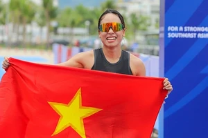 Trà My từng thi đấu tại SEA Games 31 và ở lần đầu tiên giải vô địch quốc gia tổ chức, cô giành HCV nội dung triathlon của nữ. Ảnh: TRƯỜNG GIANG