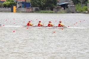 Các tay chèo rowing là những người thi đấu Đại hội thể thao toàn quốc lần 9-2022 sớm nhất. Ảnh: D.P