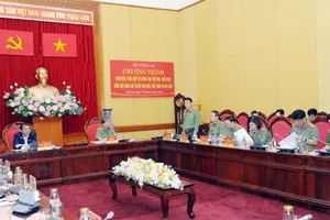 Buổi làm việc của lãnh đạo Bộ Công an và Bộ VH-TT-DL về công tác phối hợp TDTT. Ảnh: THẢO VY