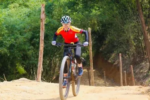 Tuyển thủ Đinh Thị Như Quỳnh sẽ có thêm cơ hội cọ xát trước khi thi đấu SEA Games 32. Ảnh: DŨNG PHƯƠNG