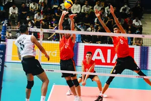 Từ Thanh Thuận (9) vẫn là cầu thủ chơi tốt nhất của đội tuyển nam Việt Nam. Ảnh: DŨNG PHƯƠNG