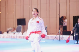 Tuyển thủ Đinh Thị Hương là một trong những võ sĩ có chuyên môn tốt của karate Việt Nam lúc này. Ảnh: DŨNG PHƯƠNG