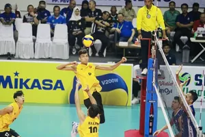 Tuyển bóng chuyền nam Việt Nam thua đáng tiếc trước đội nam Indonesia. Ảnh: AVC